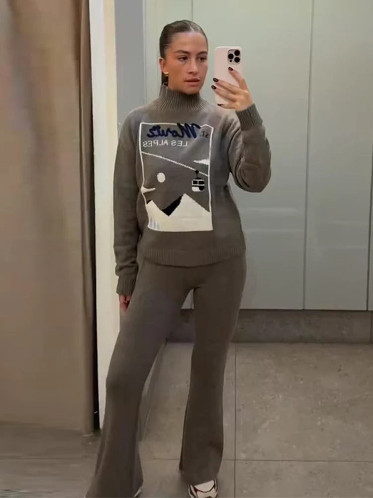Women's 2 Pcs Suits Printed Pullover Sweater Pants Sets Street Female Turtleneck Long Sleeve Tops High Waist Trousers New Outfit