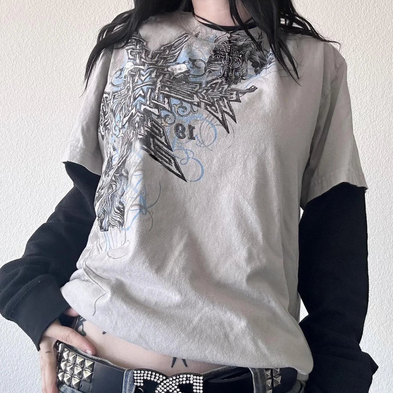 2000s Y2K Cyber Grunge Vintage T-shirt Graphic Print O Neck Long Sleeve Tee Women Slim Fit Crop Tops EGirl Skater Emo Streetwear