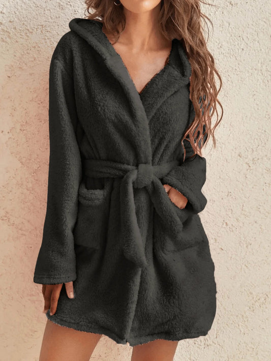 1 piece of women's solid color hooded robe with belt, cozy and warm fleece pajamas for home wear in autumn and winter.