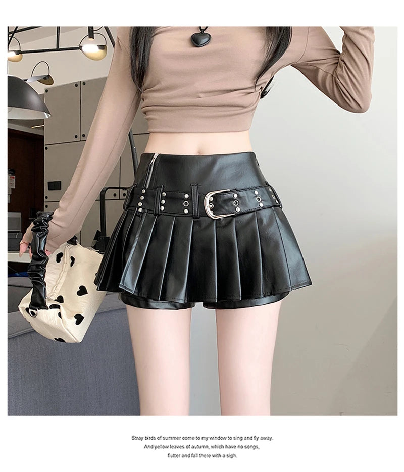 Women's Black Gothic A-line Pleated Leather Skirt Y2k Mini Shorts Skirts Harajuku Korean Emo Skirt 2000s Vintage Clothes Summer