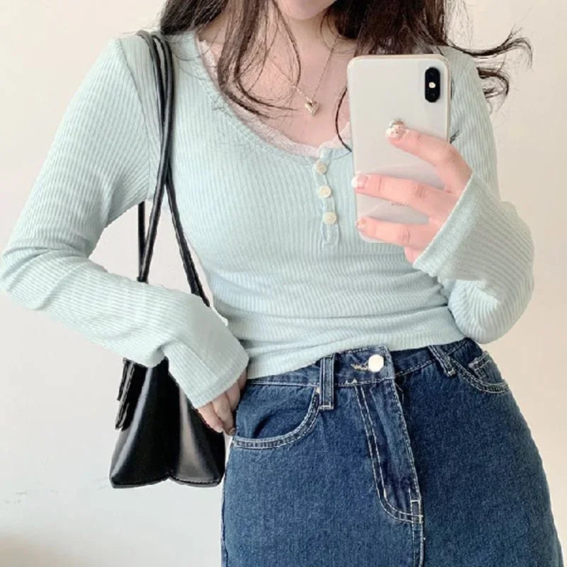 Women's T Shirts Long Sleeve Slim Lace Button Kawaii Tshirts Female Y2k Tops Casual Tees Pulovers 2024 Spring New Woman Clothin