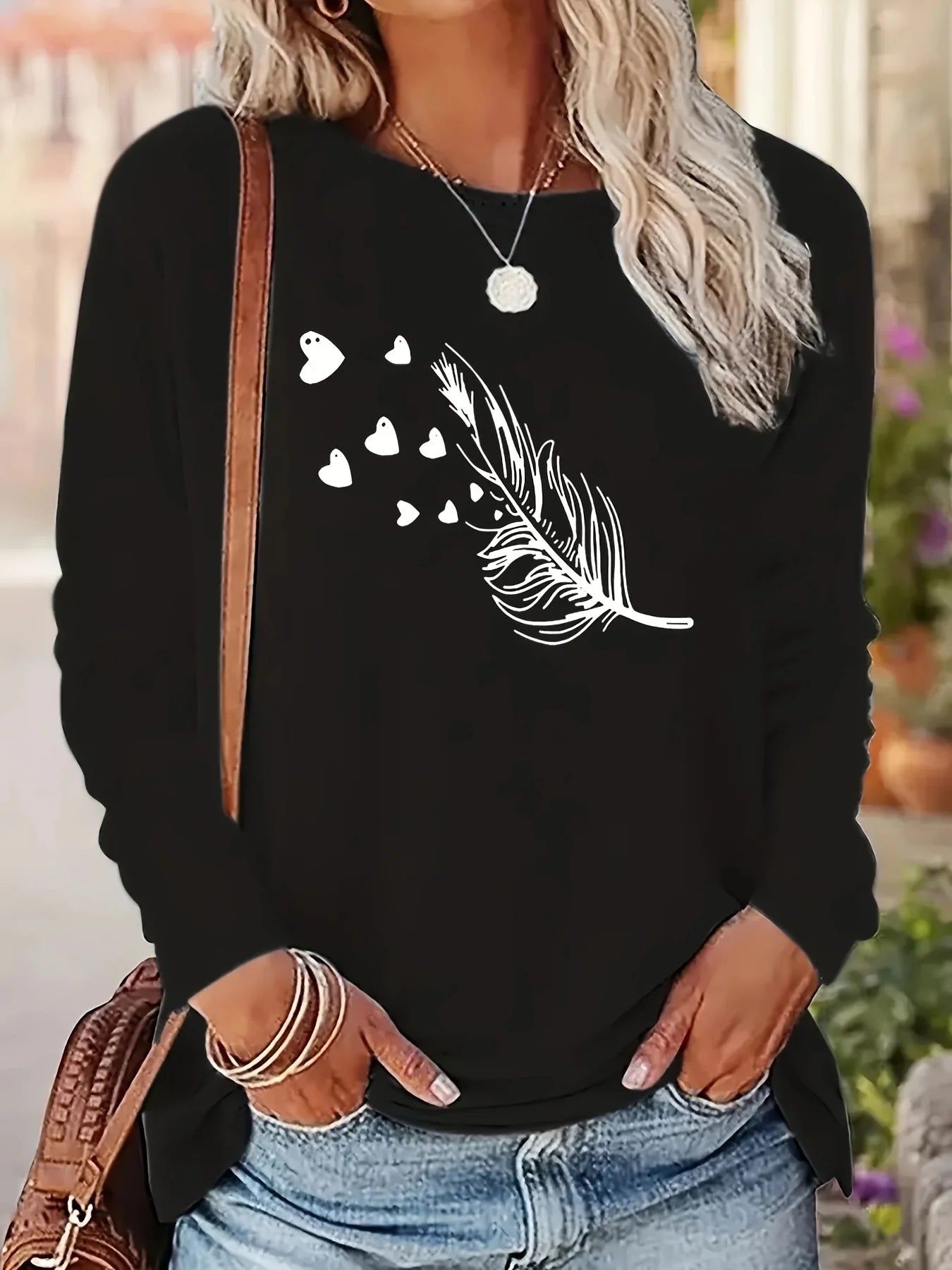 Women's Spring and Autumn 100% Cotton Fashion Casual Loose Leopard Pattern Heart Pattern Printed Round Neck Long Sleeve T-shirt