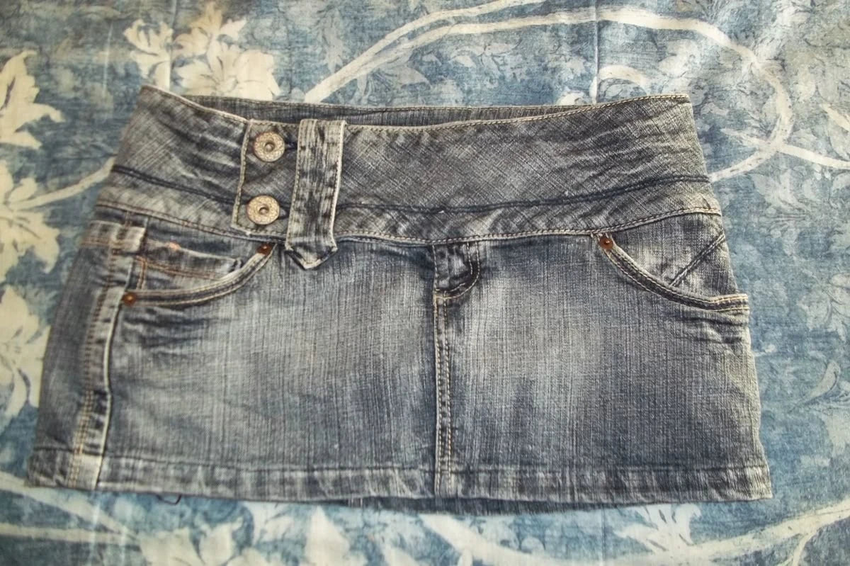 Y2K New Gothic Cute Denim Skirt Womens Clothing Harajuku Vintage Slim Skirt Kawaii Light Blue Jean Low Waist Short Mini Skirt