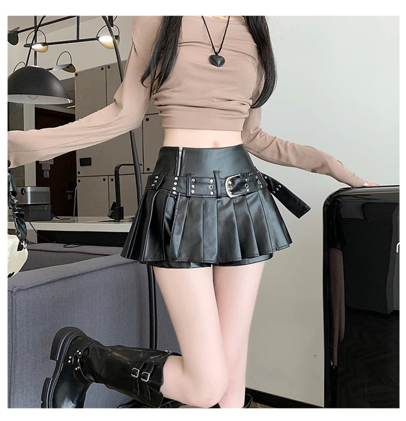Women's Black Gothic A-line Pleated Leather Skirt Y2k Mini Shorts Skirts Harajuku Korean Emo Skirt 2000s Vintage Clothes Summer