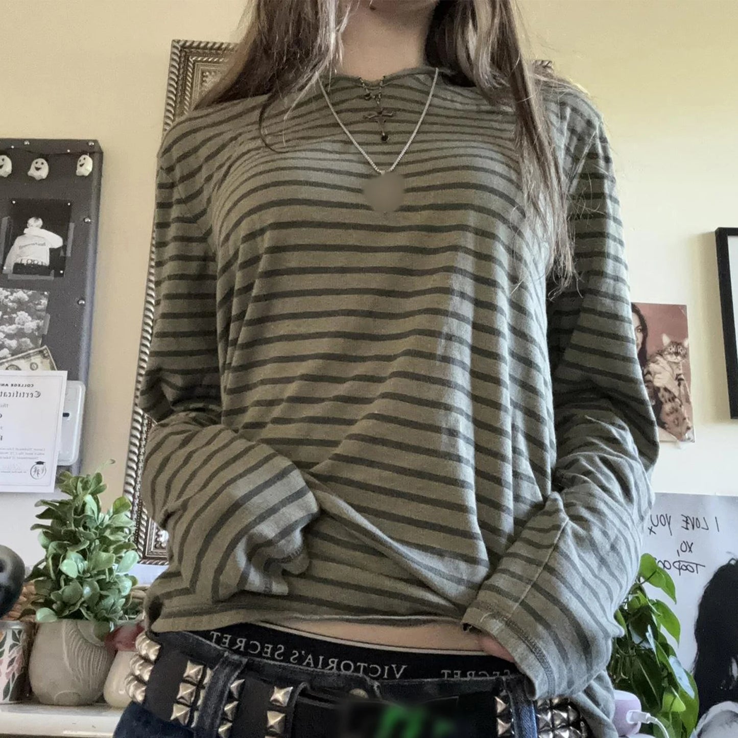 2000s Y2K Cyber Grunge Vintage T-shirt Graphic Print O Neck Long Sleeve Tee Women Slim Fit Crop Tops EGirl Skater Emo Streetwear